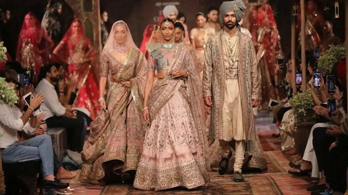 top university for fashion design in Raipur